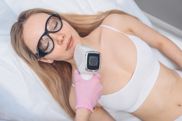 How to Choose the Best IPL Laser Hair Removal Machine for Your Skin Type